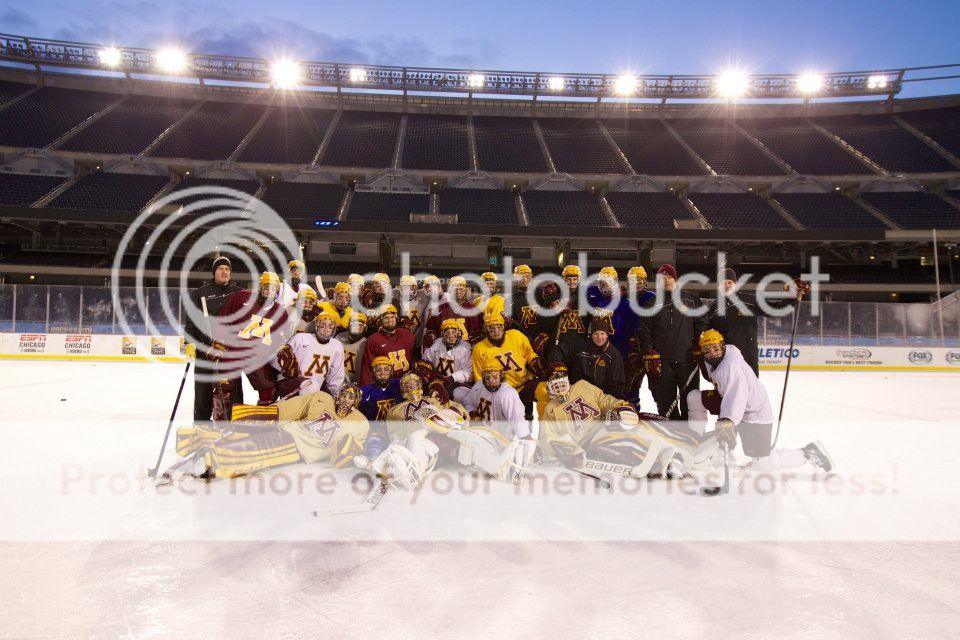 HockeyClassicSoldierField_zps09d46d56.jpg